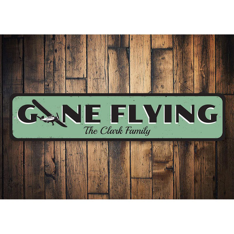 Plaque en métal «Gone Flying», H 6 po x l 24 po x P 0,06 po