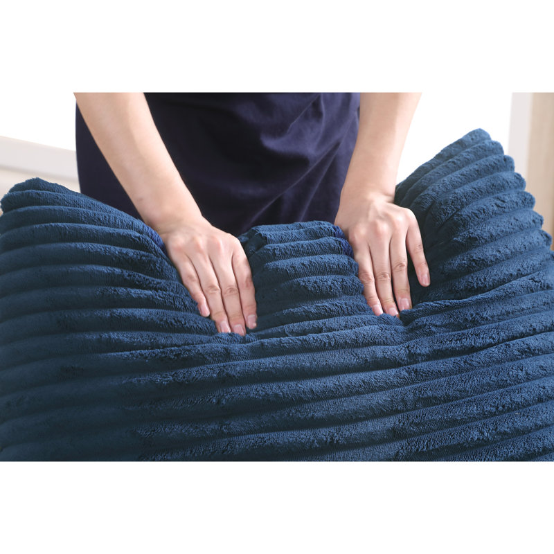 Canapé de coin confortable en velours côtelé bleu avec 2 coussins décoratifs et assise profonde, tissu doux et confortable, structure à ressorts de haute qualité, ergonomie bien pensée, montage facile