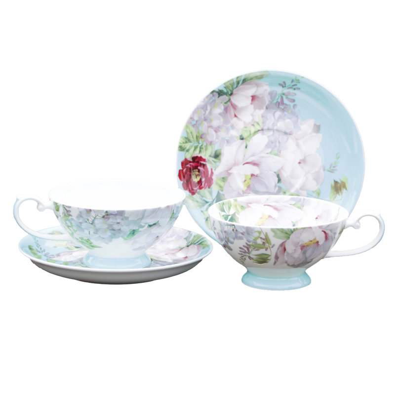 Tasse à thé en porcelaine tendre avec soucoupe 