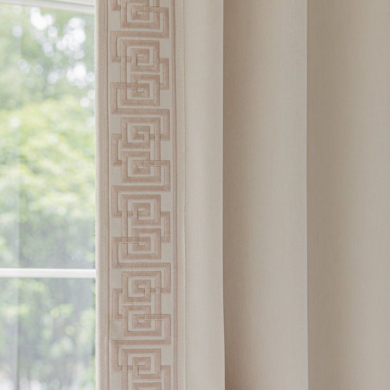 Paire de rideaux obscurcissant en velours Allison (ensemble de 2), Yellowish Cream Fabric/Beige Trim, L 50 po x L 90 po
