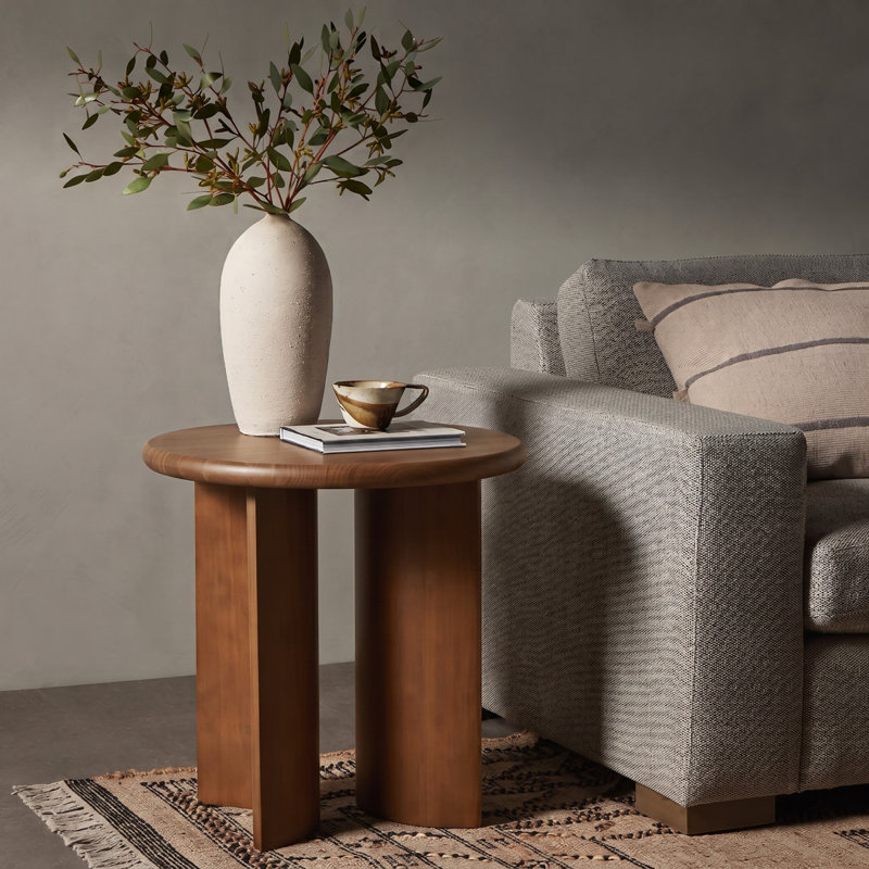 Table d'appoint ronde en bois de pin à finition noyer avec pieds en éventail uniques, table de bout moderne Mid-Century pour le salon