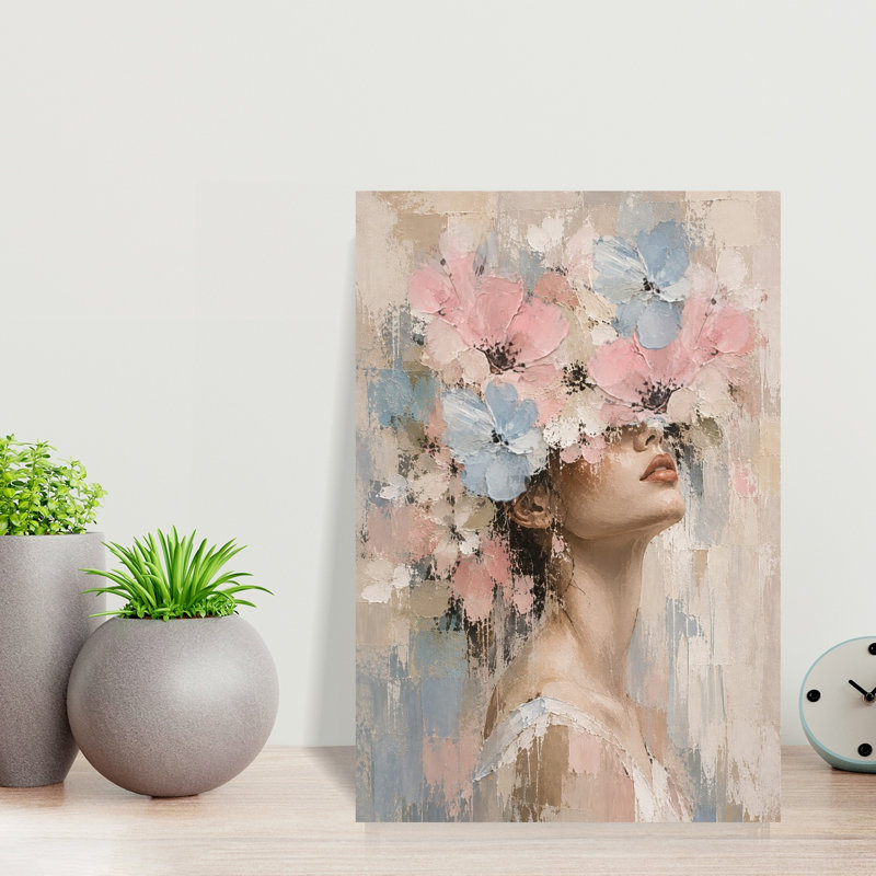 Femme rêveuse aux fleurs - Portrait abstrait contemporain - Affiche murale florale, H 18 po x l 12 po