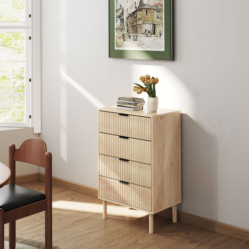 Commode de chambre à coucher, commode 4 tiroirs avec panneaux cannelés, chêne