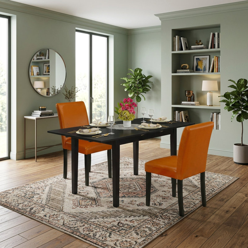 Ensemble de salle à manger rectangulaire 3 pièces en hévéa noir avec rallonge papillon et 2 chaises Parsons en cuir PU couleur haricot.