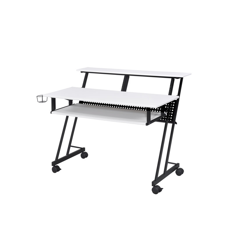 Bureau de studio d'enregistrement de musique blanc et noir