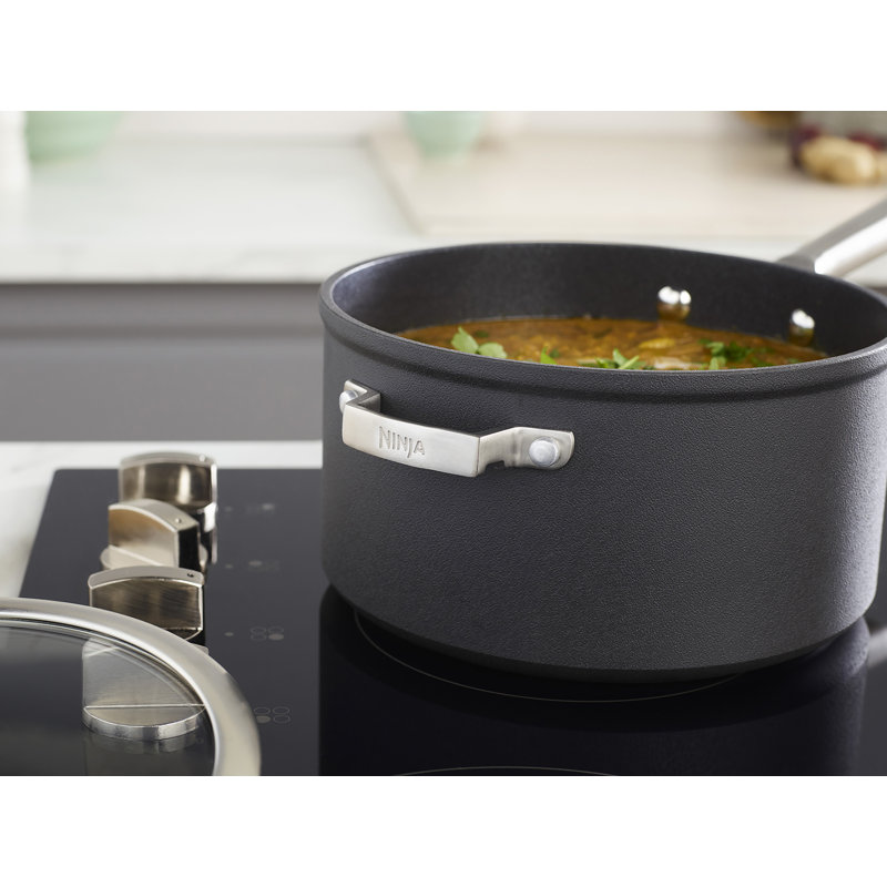 Ninja ZEROSTICK Stackable 5-Piece Pan Set - C55000UK