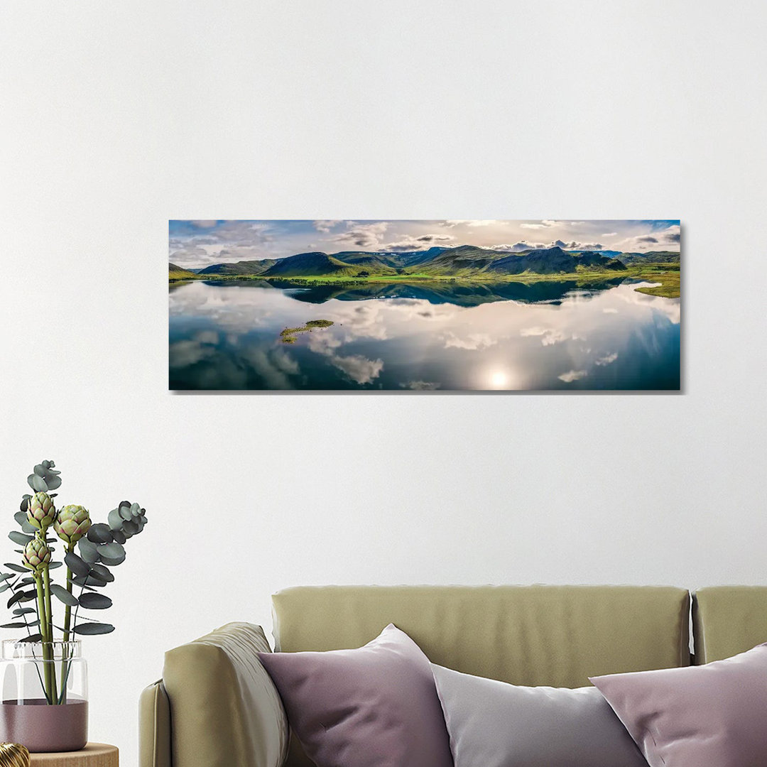 Landscape Mt Medalfell, Lake Medalfellsvatn, Iceland 1PC6