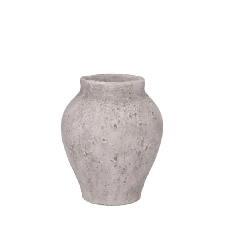 Pot de ciment gris