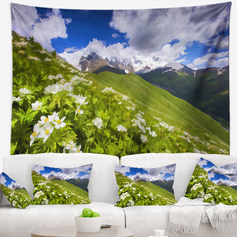 Tapisserie paysage de fleurs dans les montagnes, H 78 po x l 92 po