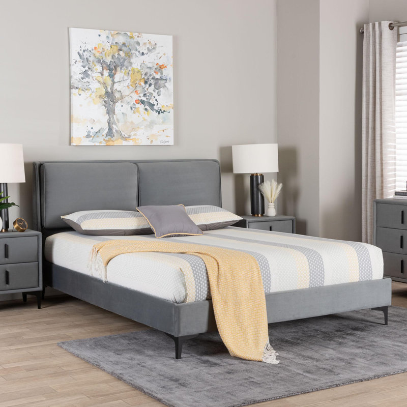 Grand lit plateforme en velours gris ardoise moderne Hedviga Baxton Studio Étienne