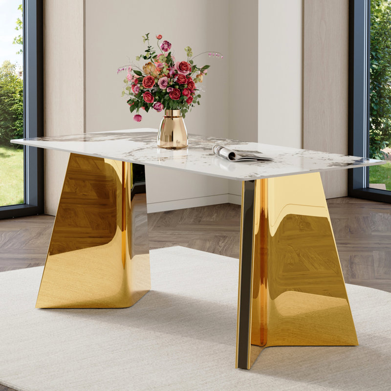 Table de salle à manger 63 po x 31,5 po x 30 po avec pieds papillon en acier inoxydable doré - Texture haute pour un style et un savoir-faire dorés