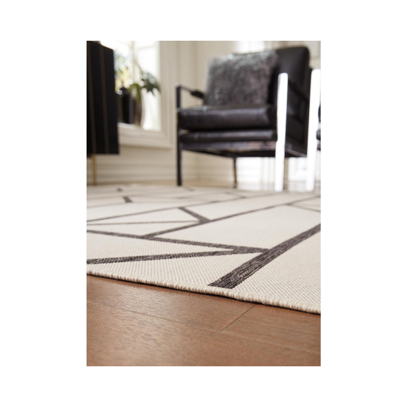 Tapis d’intérieur/extérieur géométrique ivoire Moncada, Rectangle 5 pi x 7 pi