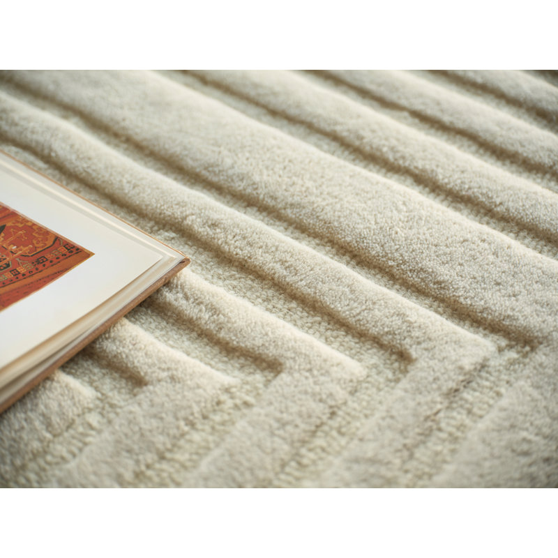 Teton Handmade New Zealand Wool Beige/Ivory Area Rug, Rectangle 12' x 15'
