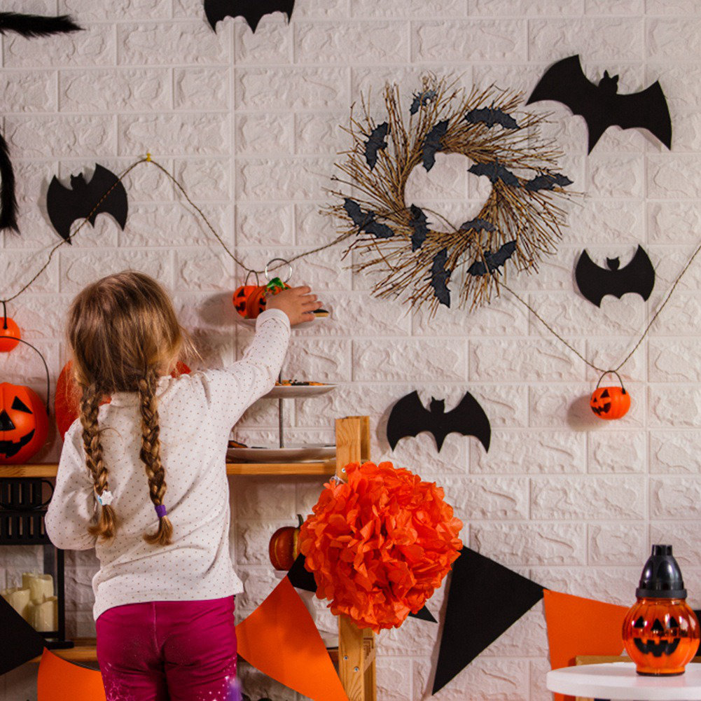 18" Halloween Wreath