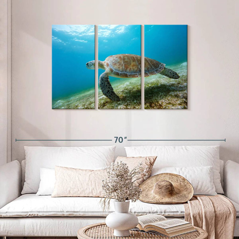 Brampt Hawksbill Turtle In Motion, 28" H x 45" W