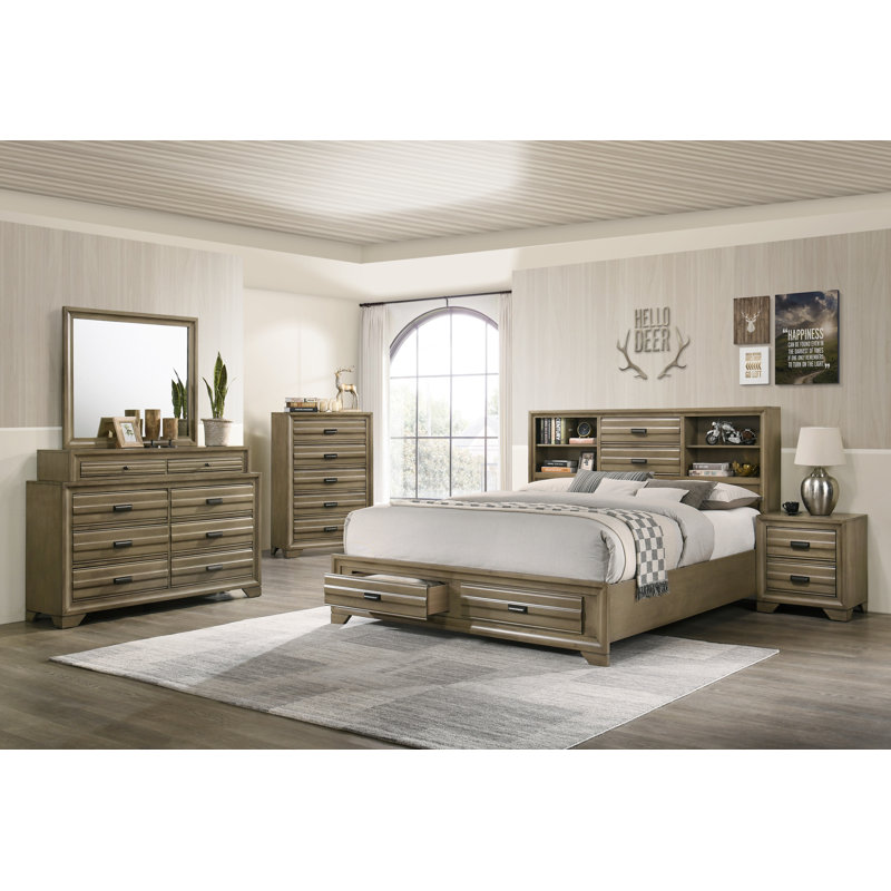 Petronela Solid Wood Piece Bedroom Set, King