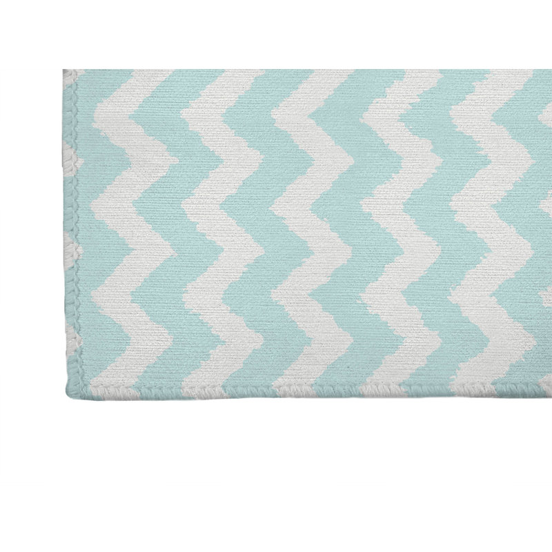 Chevy Tribal Non-Slip Outdoor Rug, Runner 2'6" x 8'