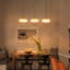 Luminaire suspendu 3 lumières pour îlot de cuisine, abat-jour en verre pétale blanc fabriqué à la main avec finition laiton brossé, luminaire de salle à manger réglable