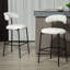 Tabourets de bar élégants et confortables à hauteur de comptoir avec housse en tissu Teddy et base thermolaquée-1009582959