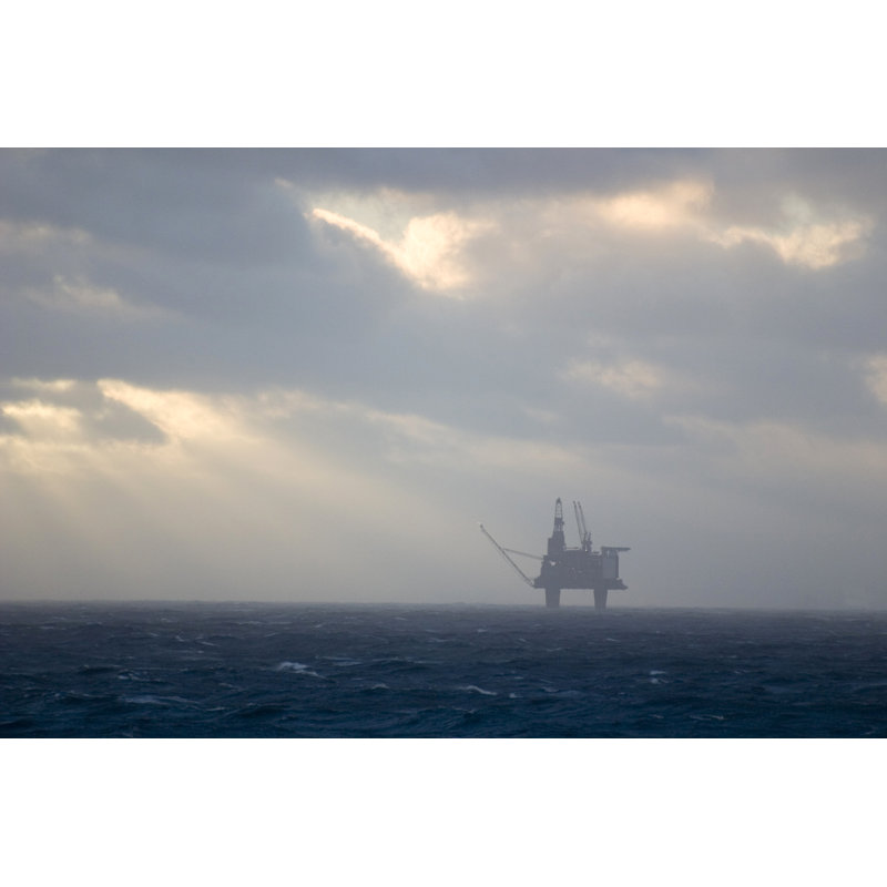 Plateforme pétrolière en mer de Mikeuk, H 24 po x l 36 po
