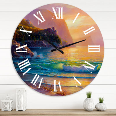 Plage romantique pendant un coucher de soleil chaud - horloge murale nautique et côtière