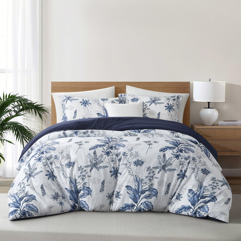 Ensemble d'édredon en microfibre 3 pièces Hasika, Bleu blanchi, Très grand lit