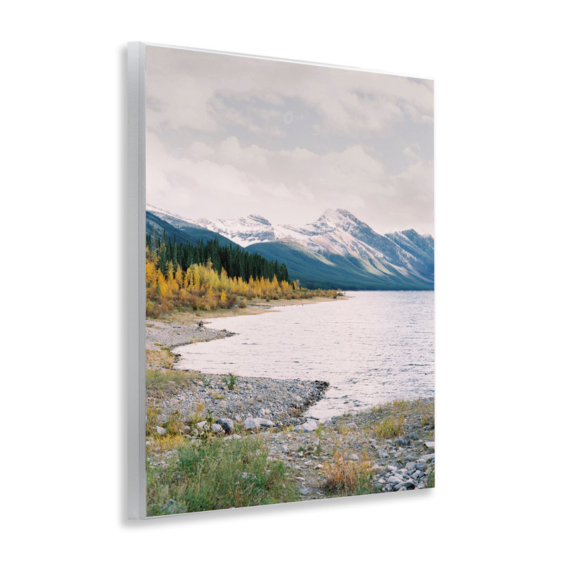Art mural sur plaque de montagne par Justine Milton