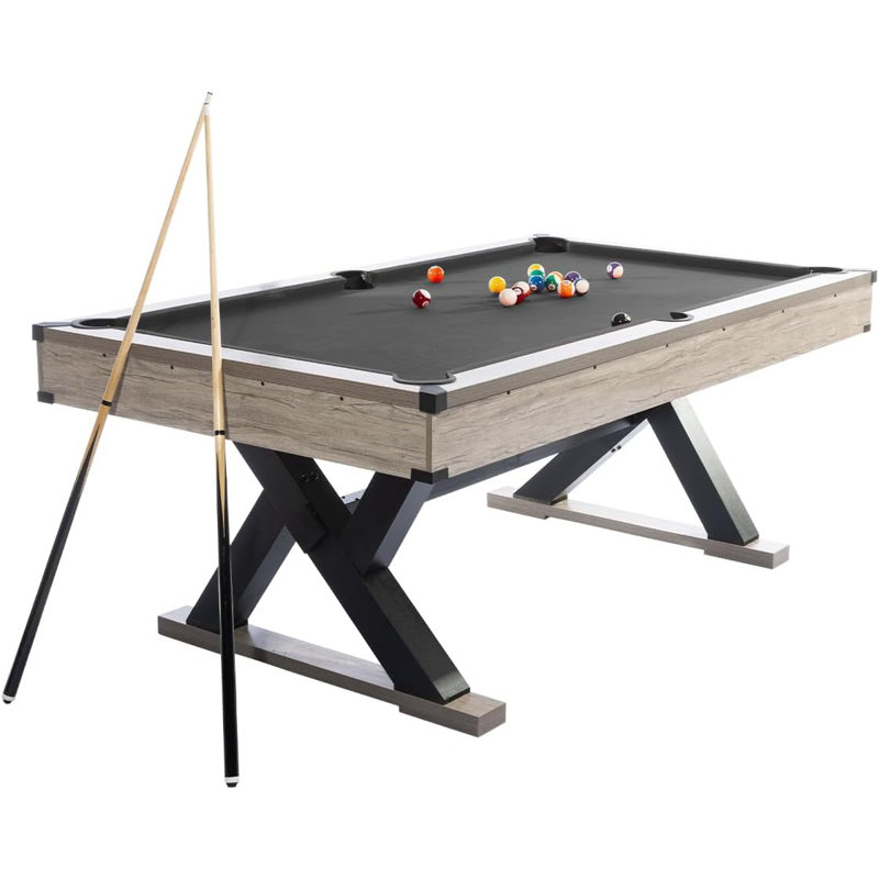 Table de billard avec structure de support en métal, pieds en forme de X, 84 po, comprend des baguettes et des accessoires, utilisation dans une salle de jeu moderne