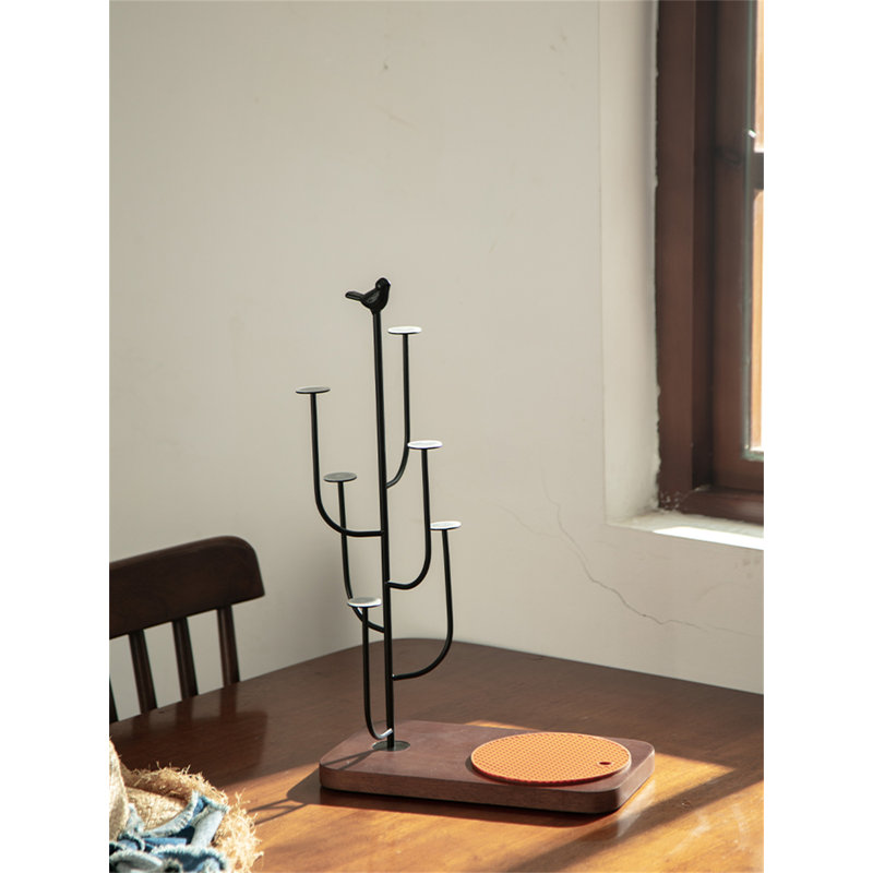 Support de rangement portatif pour tasses inversées