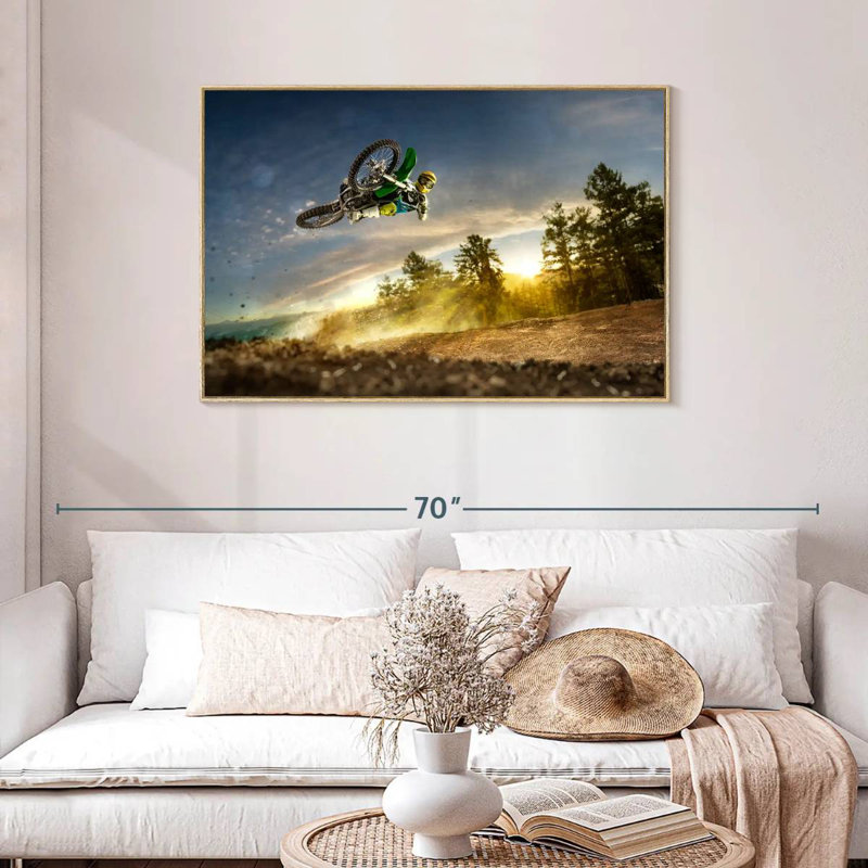 Dirt Bike Rider Stunt, Cadre flottant en bois naturel, 43 po x 29 po