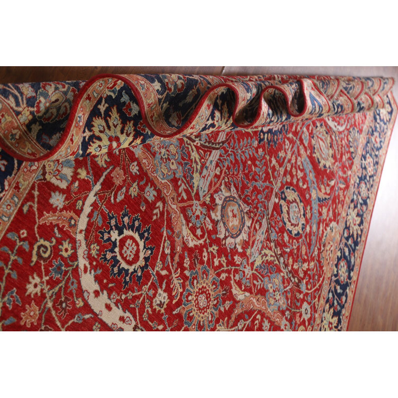 Tapis rouge à motif végétal Ziegler