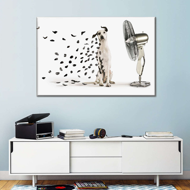 Sur toile, H 39 po x l 26 po x P 1,25 po