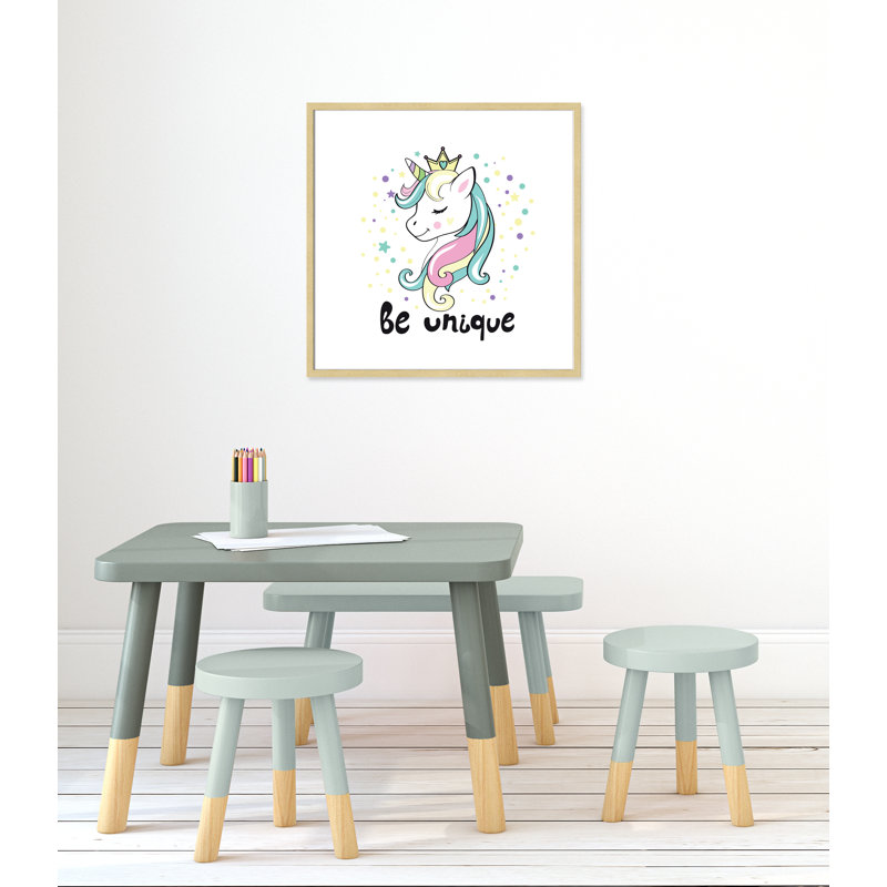 «Be Unique», impression sur papier licorne, H 26,5 po x l 26,5 po x P 1,18 po, Encadré de boîte champagne