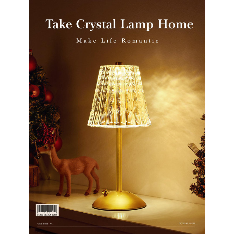 Lampe de table en métal Kutsal