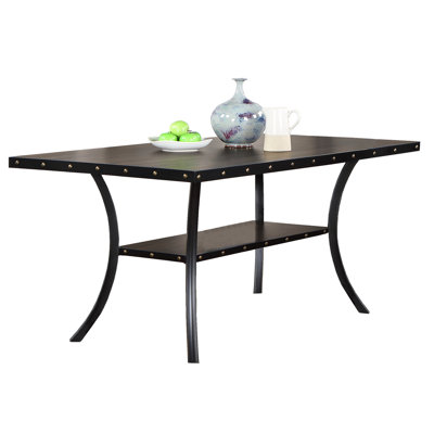 Table rectangulaire transitionnelle en bois naturel avec garniture cloutée et garniture de rangement inférieure