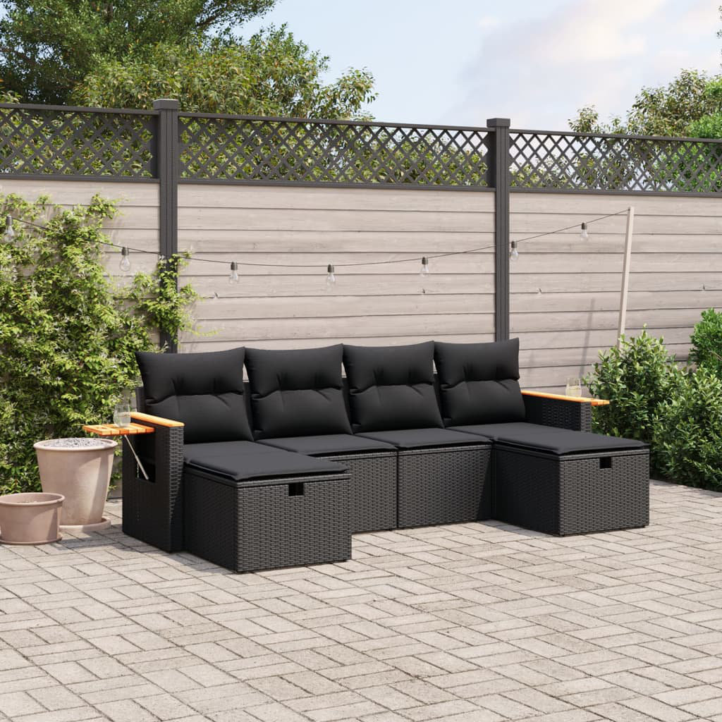 Gartensofa mit Kissen