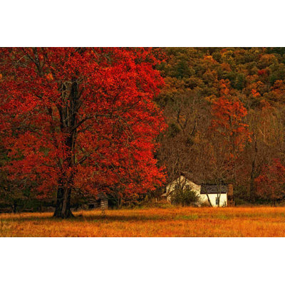 Maison de ferme sur un matin d'automne