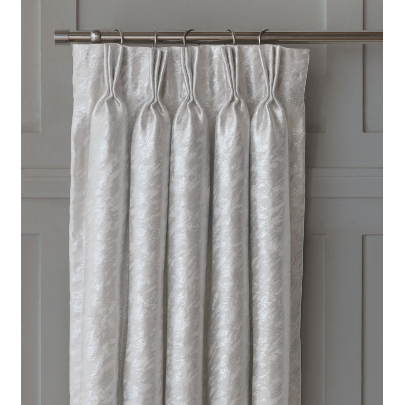 Panneau de rideau simple obscurcissant à plis pincés Vionnet, L 40 po x L 120 po