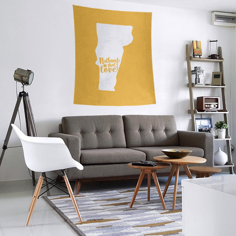 Tapisserie murale «Rutland Vermont Love», H 80 po x l 68 po, Jaune