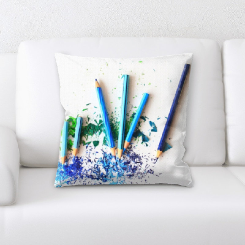 Coussin décoratif à crayons de couleur aiguisés Maliyah