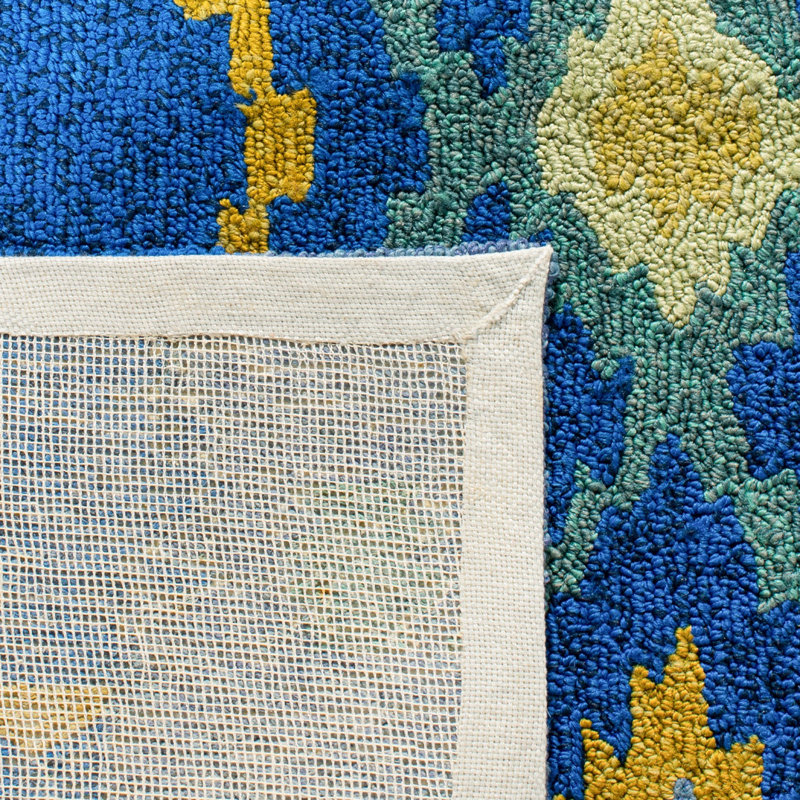 Tapis bleu crocheté à la main Bowden, Rectangle 3 pi 6 po x 5 pi 6 po