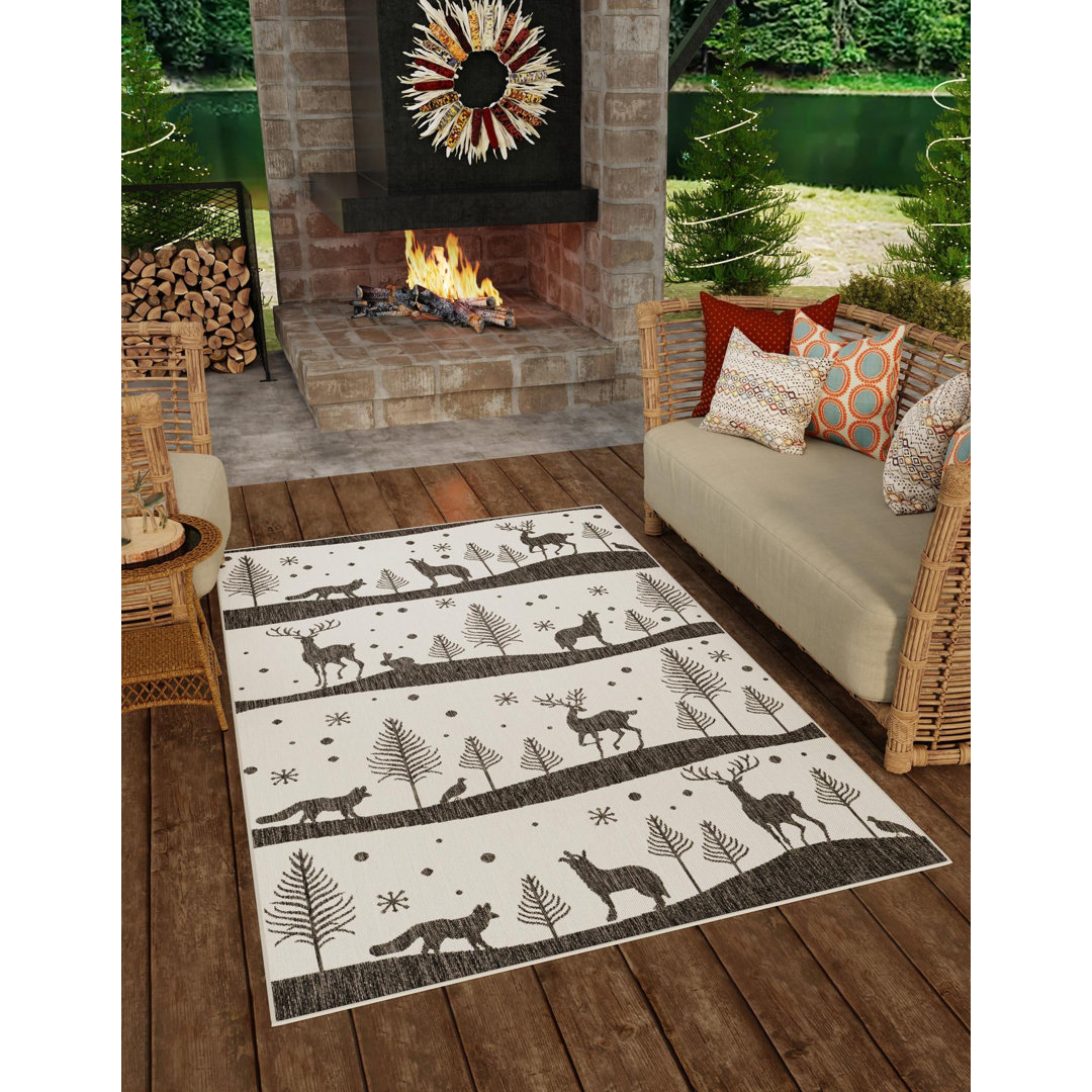 The Holiday Aisle Kareema Indoor/Outdoor Area Rug The Holiday Aisle® Rug 