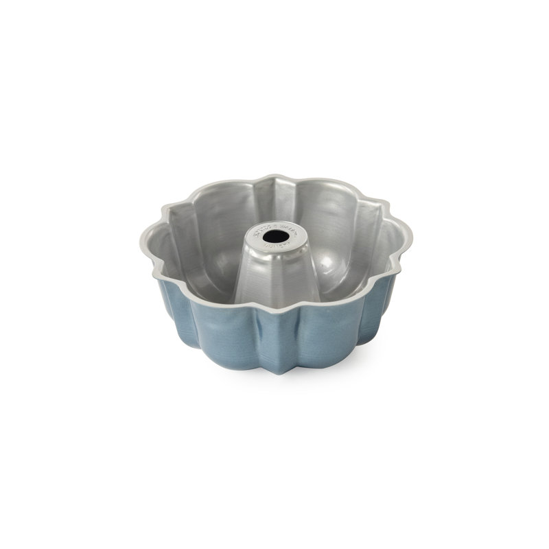 Plat rond en aluminium antiadhésif rond 6,88 po Nordic Ware Bundt®, Rouge