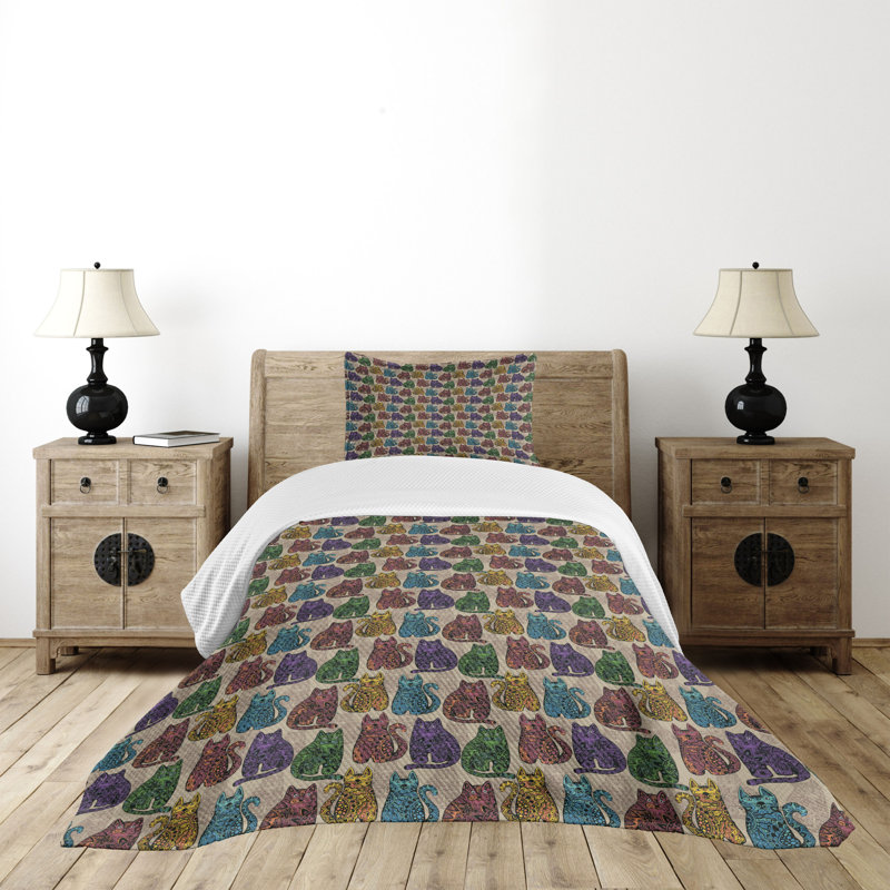 Ambesonne Tattoo Bedspread Set Colorful Cats Multicolor, Twin Bedspread + 1 Standard Sham