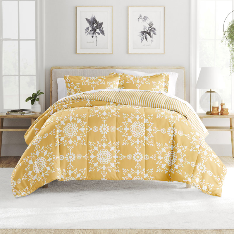 Yellow and White Floral Reversible King Down Alternative Comforter Set