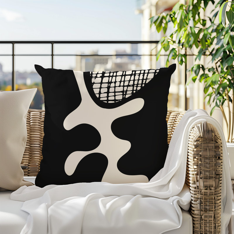Oreiller carré réversible intérieur / extérieur Vido, H 19 po x l 19 po, Noir / blanc cassé abstrait