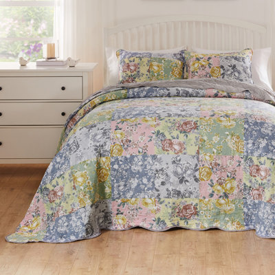 Greenland Home Fashions Emma Gray Floral Patchwork 3-Piece Queen Size Bedspread Set 110"x118" Cotton Blend with 2 Standard Shams