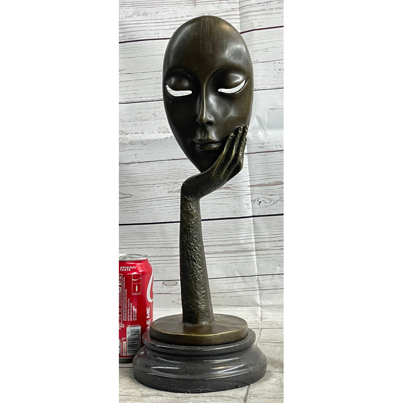 Figurines et sculptures Tekira