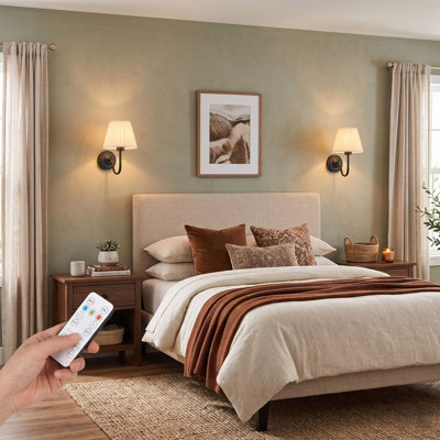 Ensemble de 2 appliques murales sans fil à piles avec 3 ampoules magnétiques à température de couleur CCT à intensité variable et télécommande, lampe murale décorative sans fil pour le couloir du salon