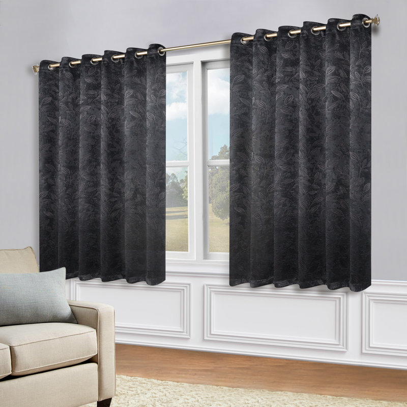 Panneaux de rideaux à passe-tringle en polyester Finklea, L 52 po x L 63 po, Champagne